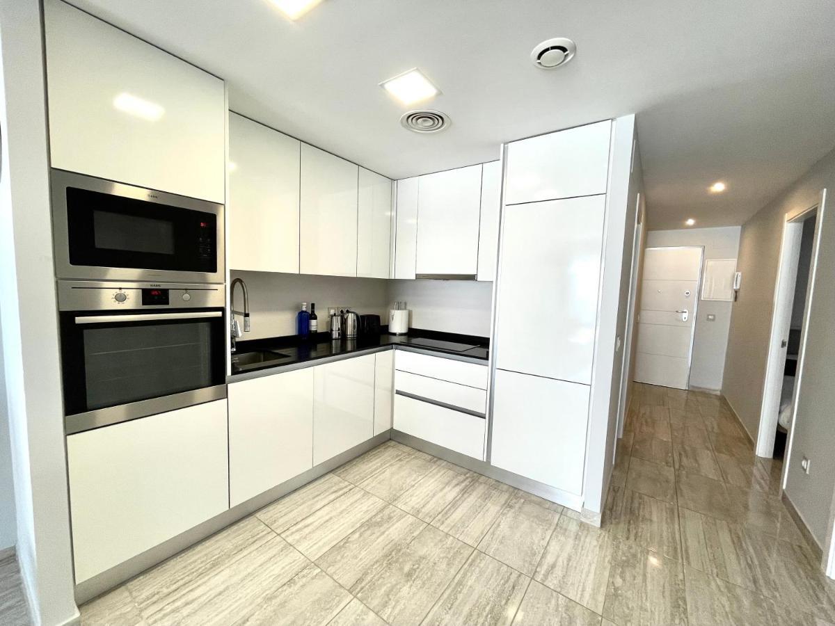 Exclusive Apartments On The First Line Of Benidorm Mar Y Sol Exteriör bild