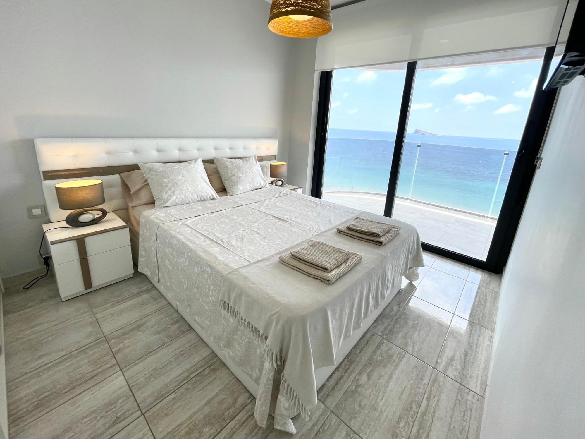 Exclusive Apartments On The First Line Of Benidorm Mar Y Sol Exteriör bild