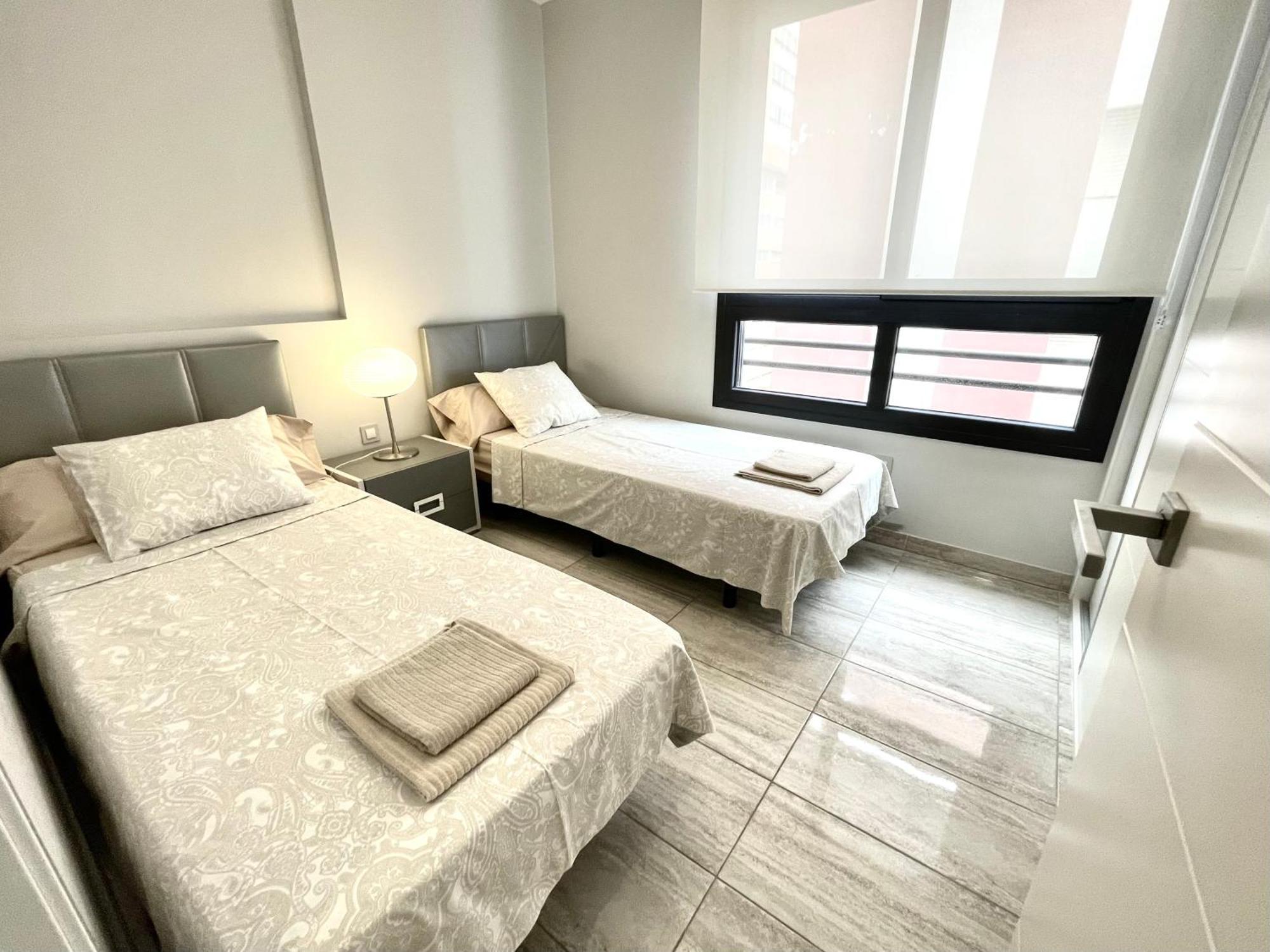 Exclusive Apartments On The First Line Of Benidorm Mar Y Sol Exteriör bild